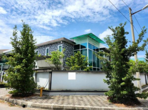 Ipoh Glass Pavilion Villa by Verve 7B7B 14 pax